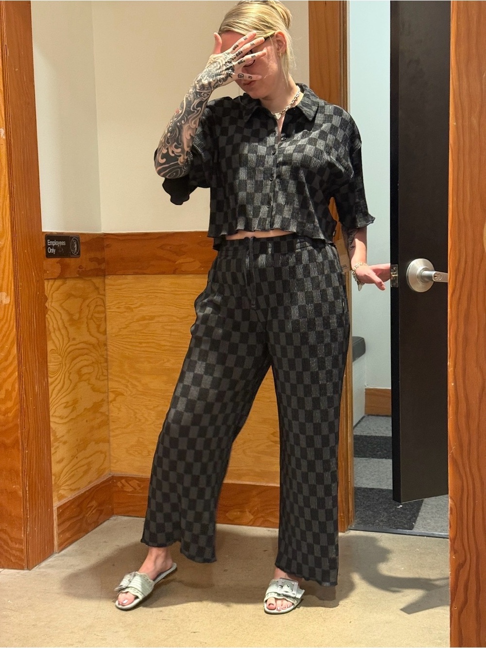 Vans cropped button down tee - Picture 2 of 4